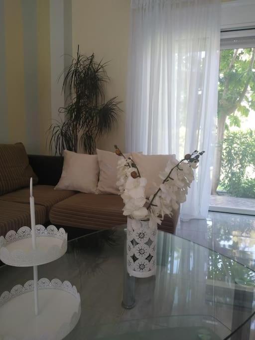Leilighet Greek Style Ground Floor & Pool