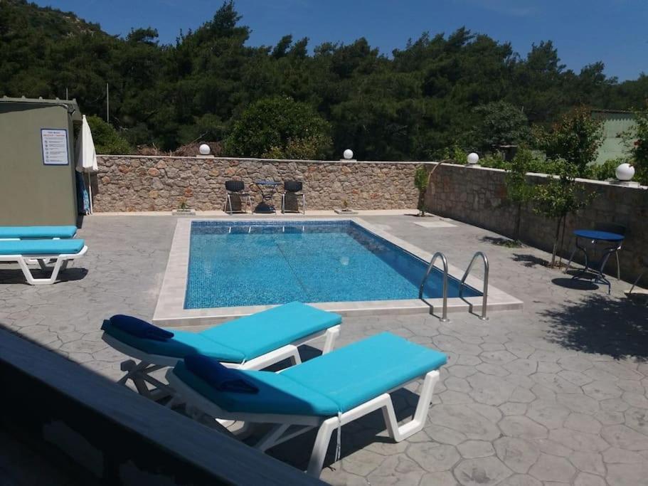 Greek Style Ground Floor & Pool Leilighet Ialysós